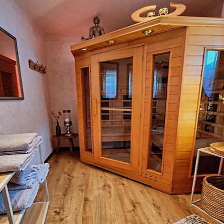 Large Detached Holiday Home In Muhr Exterior foto
